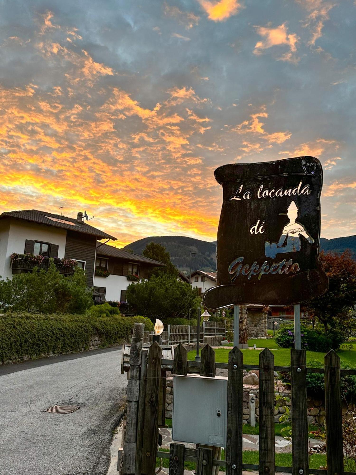 La Locanda Di Geppetto Bedollo Exterior foto